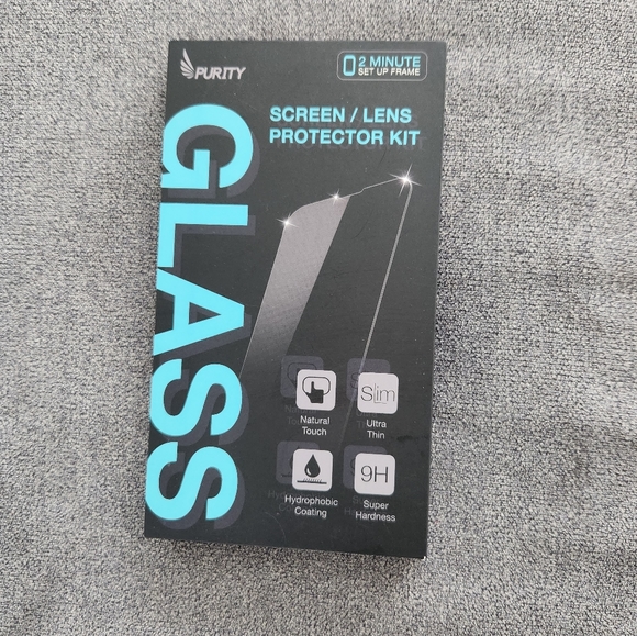 iPhone 14 Pro Max Screen Protectors - Picture 2 of 3